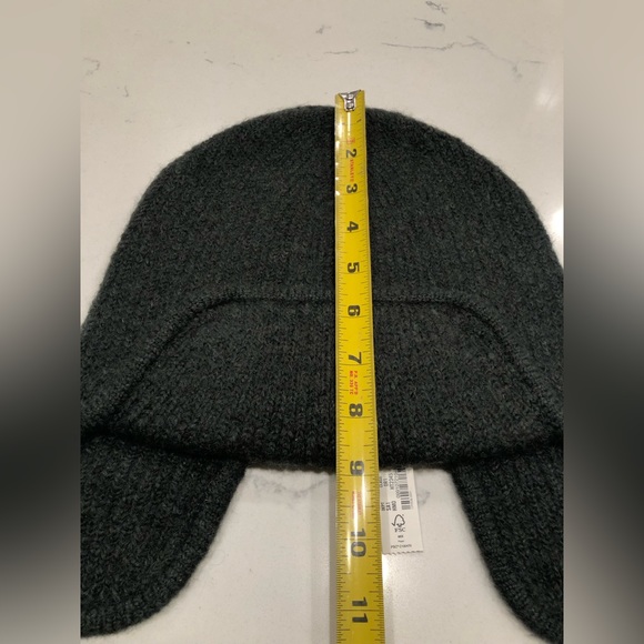 NWT Madewell Green Fuzzy-Knit Ear Flap Beanie Alpaca, Wool - Picture 8 of 12